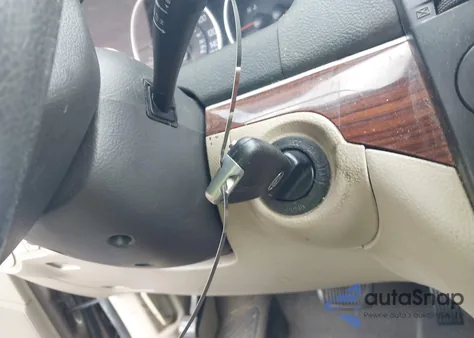 2010 Hyundai Veracruz Limited из США, поврежденный, VIN KM8NUDCC8AU132582